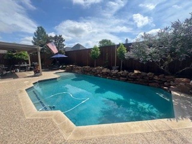 525 Sorenson Trail, Keller, TX 76248