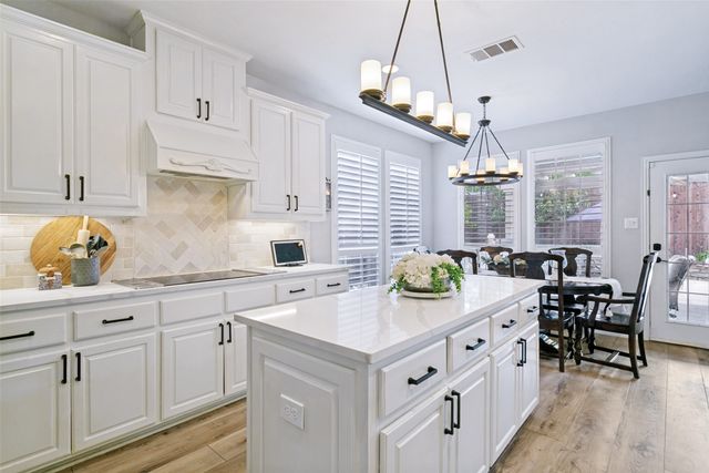 525 Sorenson Trail, Keller, TX 76248