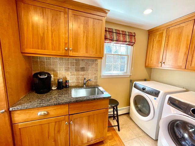 40 Riverview Lane, Centerville, MA 02632