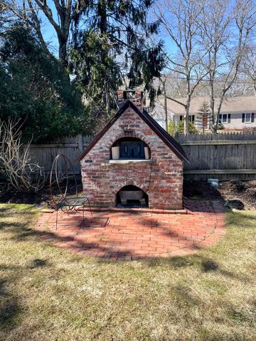 40 Riverview Lane, Centerville, MA 02632
