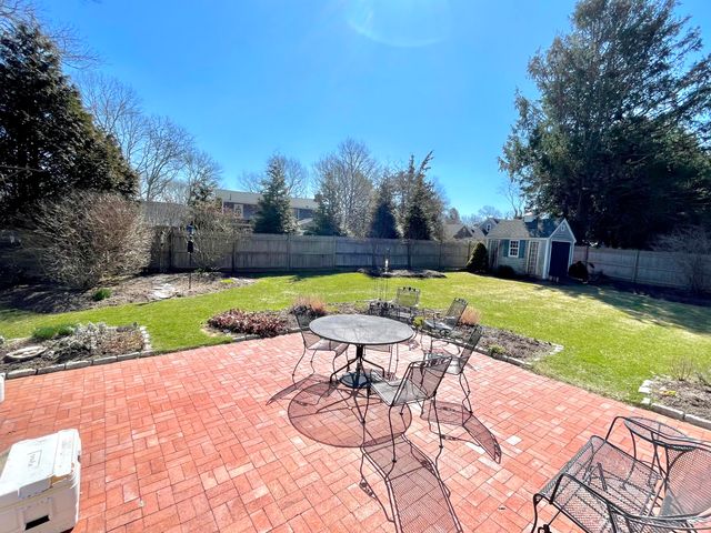 40 Riverview Lane, Centerville, MA 02632