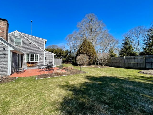 40 Riverview Lane, Centerville, MA 02632