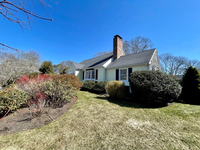 40 Riverview Lane, Centerville, MA 02632