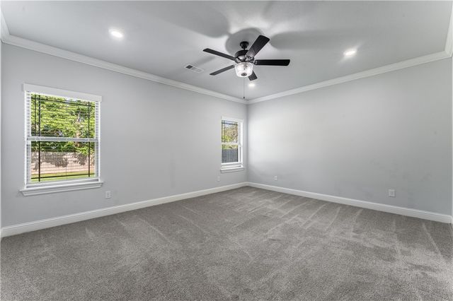 1930 Sunrise Circle, Centerton, AR 72719