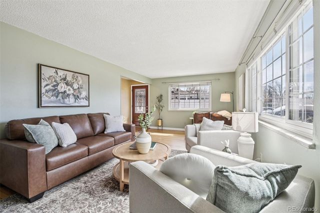 10423 W 62nd Avenue, Arvada, CO 80004