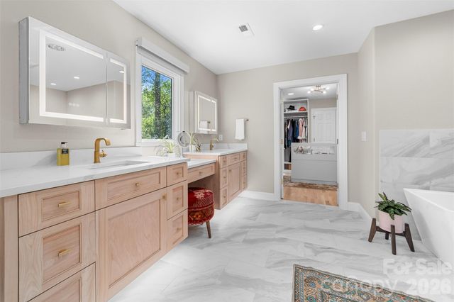 206 Vauxhall Drive, Shelby, NC 28150