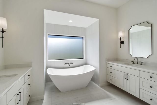 4558 Hicks Lane, Bryan, TX 77845