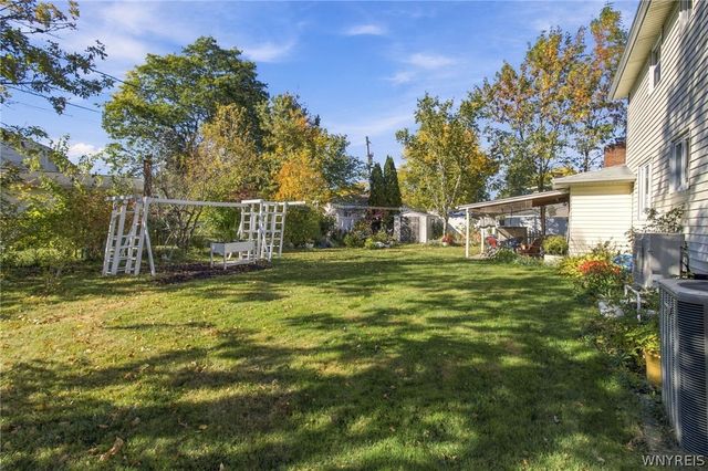 123 Ranch Trail West, Amherst, NY 14221