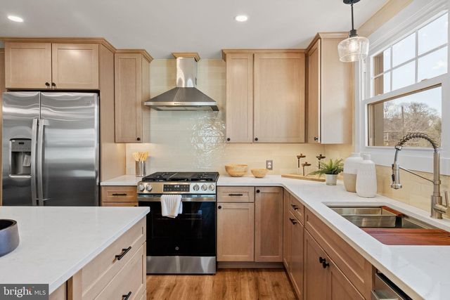 1439 DORCHESTER RD, Havertown, PA 19083