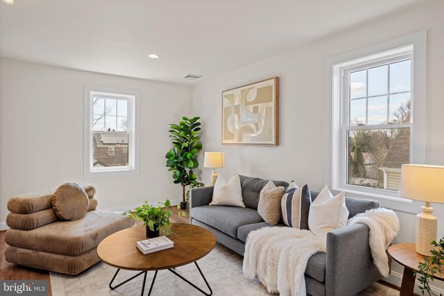 1439 DORCHESTER RD, Havertown, PA 19083