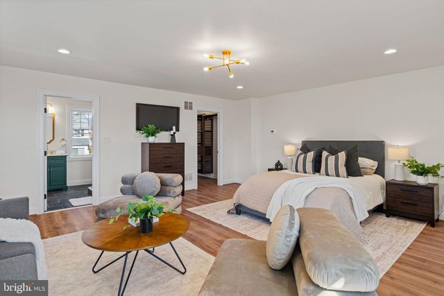 1439 DORCHESTER RD, Havertown, PA 19083