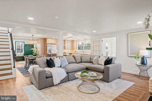 1439 DORCHESTER RD, Havertown, PA 19083