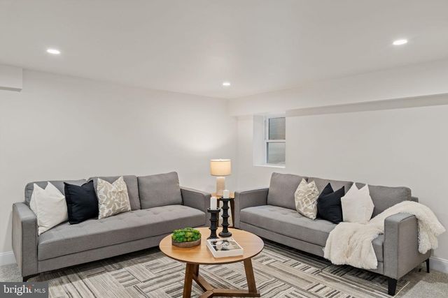 1439 DORCHESTER RD, Havertown, PA 19083