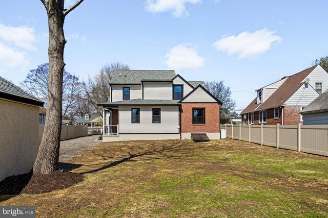 1439 DORCHESTER RD, Havertown, PA 19083