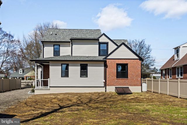 1439 DORCHESTER RD, Havertown, PA 19083