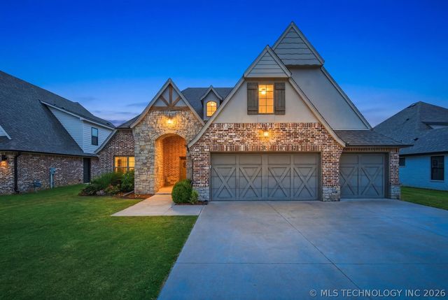 12045 S 68th East Avenue, Bixby, OK 74008