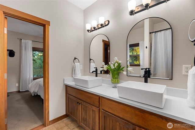 8733 Johnson Point Road NE, Olympia, WA 98516