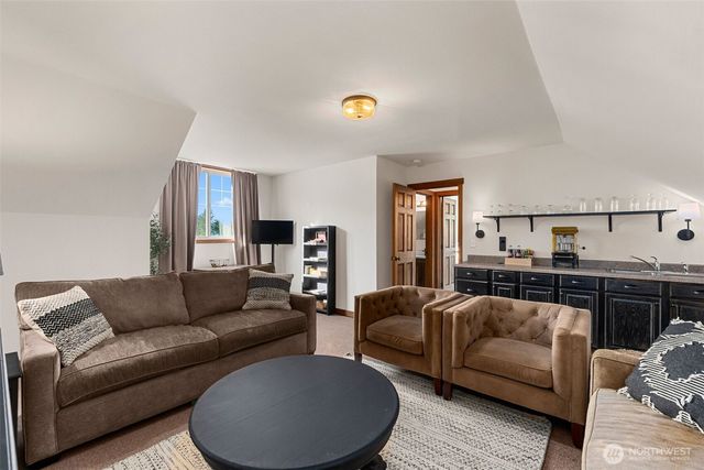 8733 Johnson Point Road NE, Olympia, WA 98516