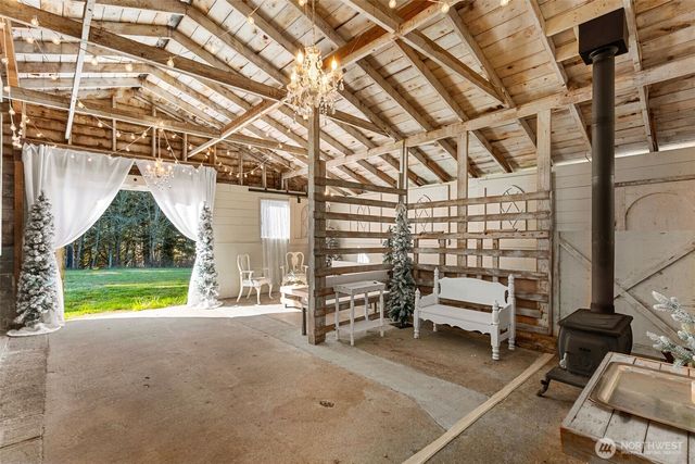 8733 Johnson Point Road NE, Olympia, WA 98516