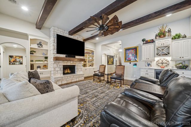 7003 E 91st Street North N, Owasso, OK 74073