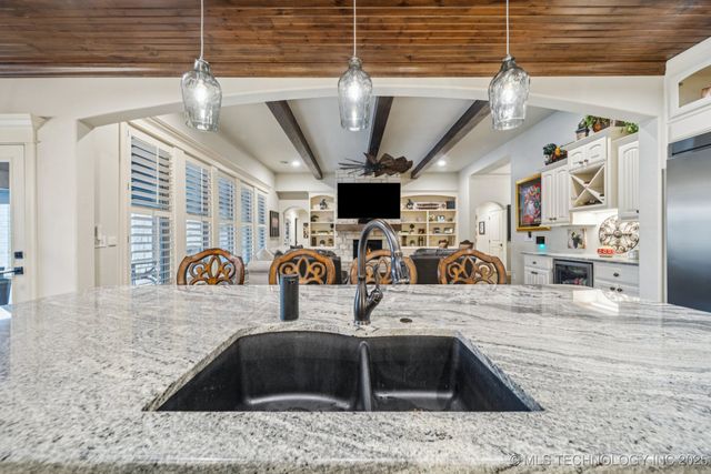 7003 E 91st Street North N, Owasso, OK 74073