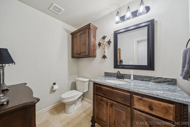 7003 E 91st Street North N, Owasso, OK 74073