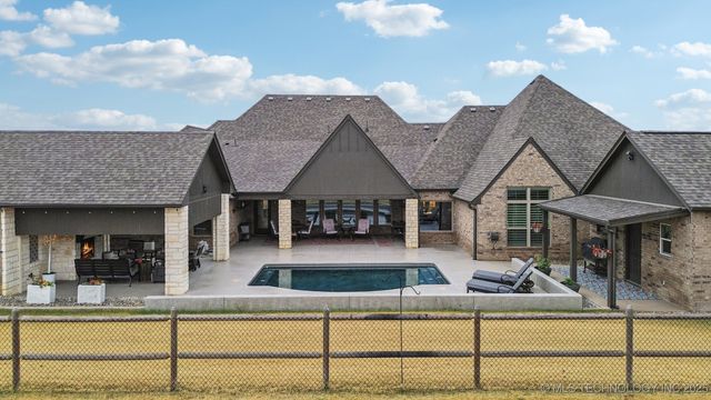 7003 E 91st Street North N, Owasso, OK 74073