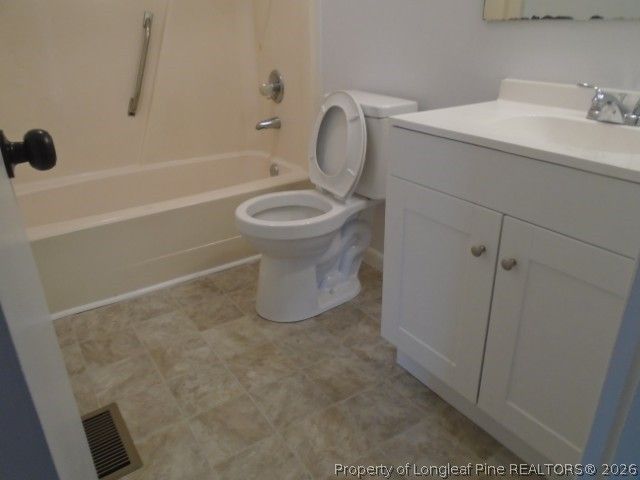 6827 Kizer Drive, Fayetteville, NC 28314