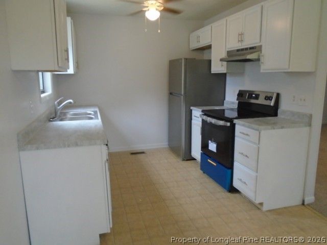 6827 Kizer Drive, Fayetteville, NC 28314