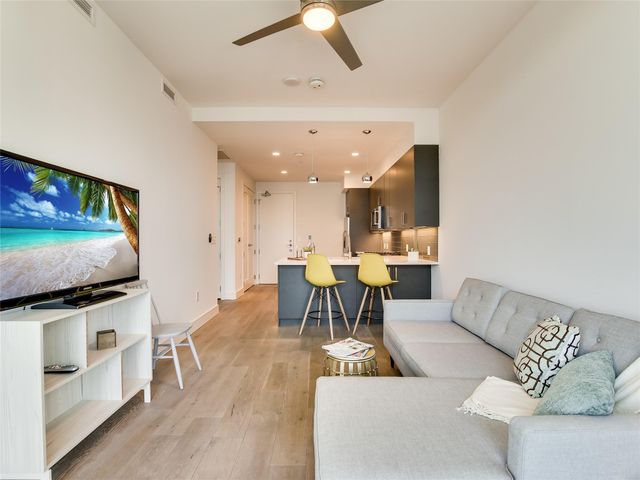 222 West Ave 1907, Austin, TX 78701