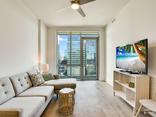222 West Ave 1907, Austin, TX 78701