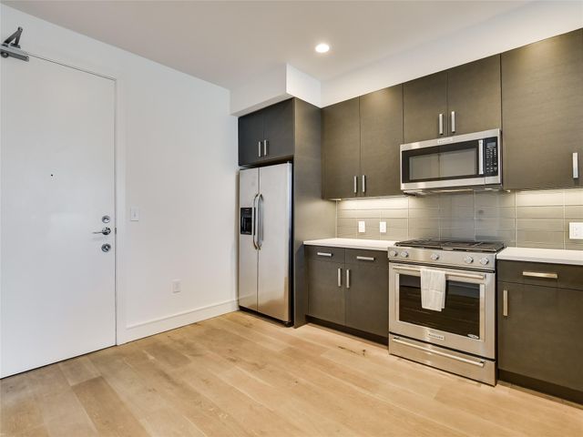222 West Ave 1907, Austin, TX 78701