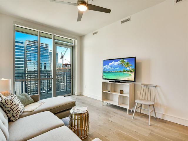 222 West Ave 1907, Austin, TX 78701