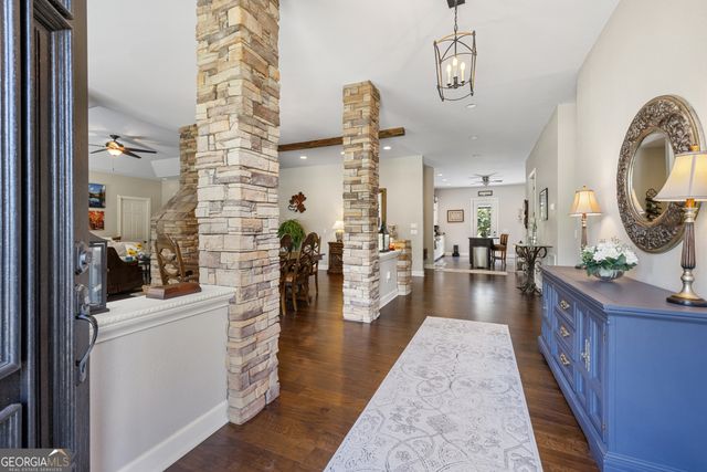 1502 Smithfield Lane, Young Harris, GA 30582