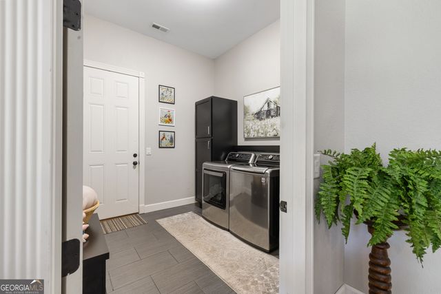 1502 Smithfield Lane, Young Harris, GA 30582