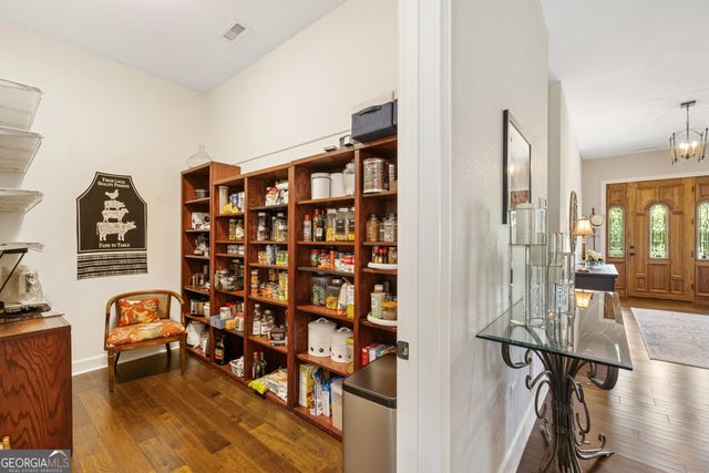 1502 Smithfield Lane, Young Harris, GA 30582