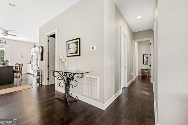 1502 Smithfield Lane, Young Harris, GA 30582