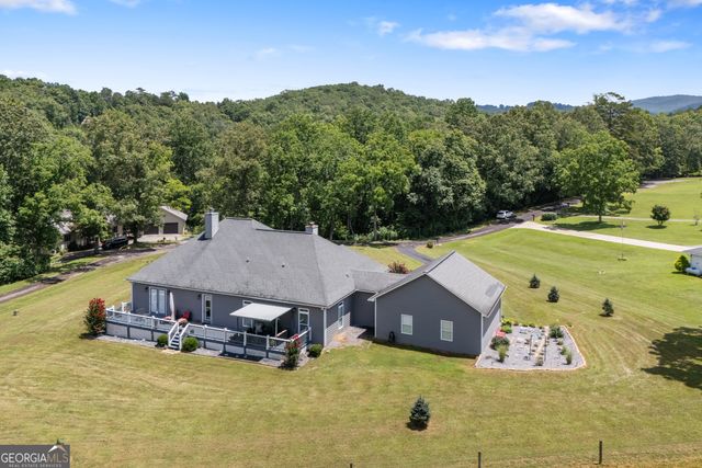 1502 Smithfield Lane, Young Harris, GA 30582