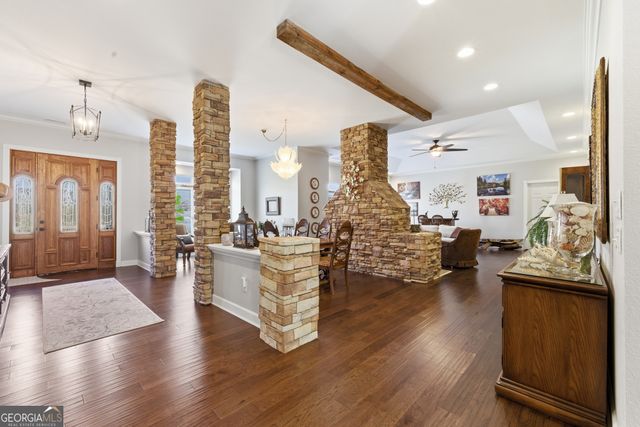 1502 Smithfield Lane, Young Harris, GA 30582
