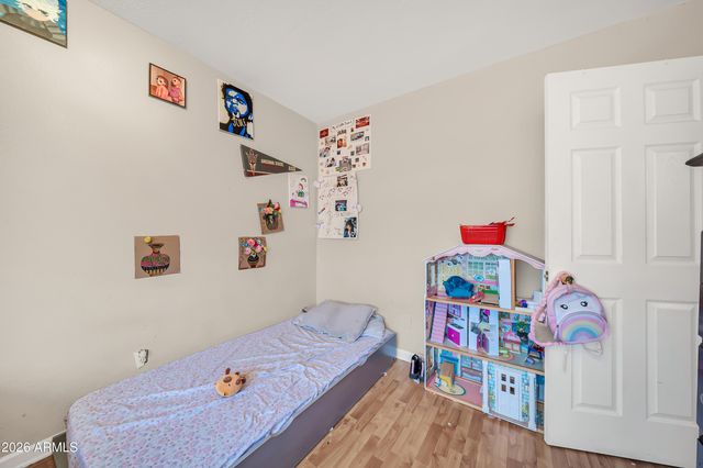 5703 N 43RD Drive, Glendale, AZ 85301