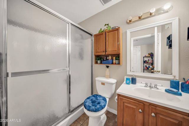 5703 N 43RD Drive, Glendale, AZ 85301