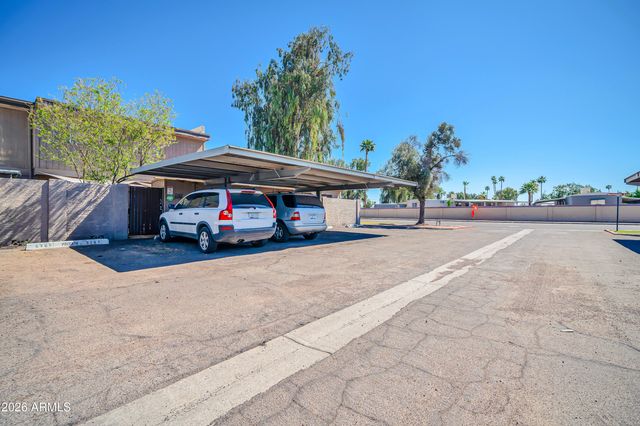 5703 N 43RD Drive, Glendale, AZ 85301
