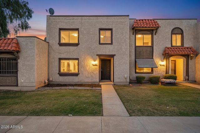 5703 N 43RD Drive, Glendale, AZ 85301