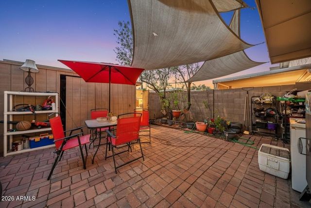 5703 N 43RD Drive, Glendale, AZ 85301