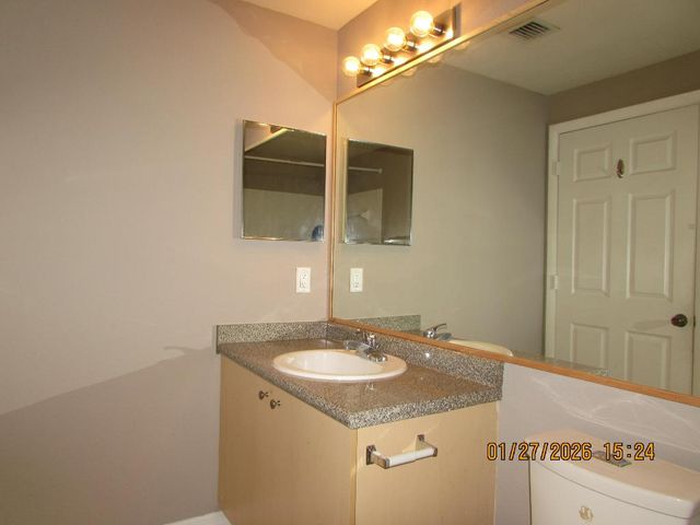 350 Crestwood Circle 302, Royal Palm Beach, FL 33411