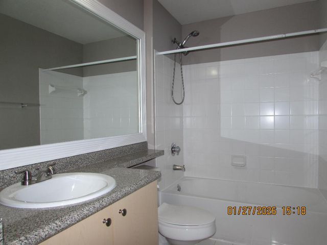 350 Crestwood Circle 302, Royal Palm Beach, FL 33411