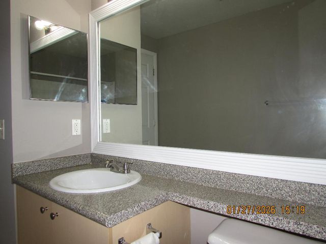 350 Crestwood Circle 302, Royal Palm Beach, FL 33411