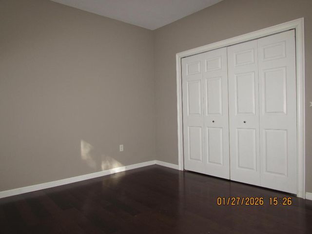 350 Crestwood Circle 302, Royal Palm Beach, FL 33411