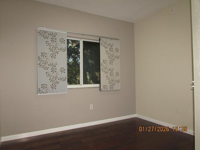 350 Crestwood Circle 302, Royal Palm Beach, FL 33411