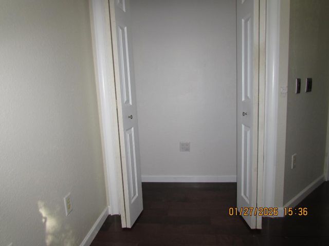 350 Crestwood Circle 302, Royal Palm Beach, FL 33411